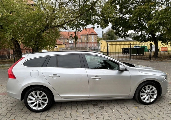 Volvo V60 cena 53900 przebieg: 163000, rok produkcji 2016 z Lipno małe 232